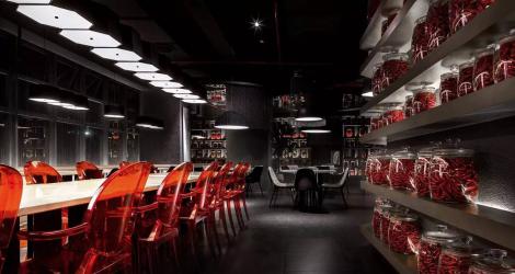 HKIRC醫(yī)療中心，把醫(yī)美中心變成了花園回